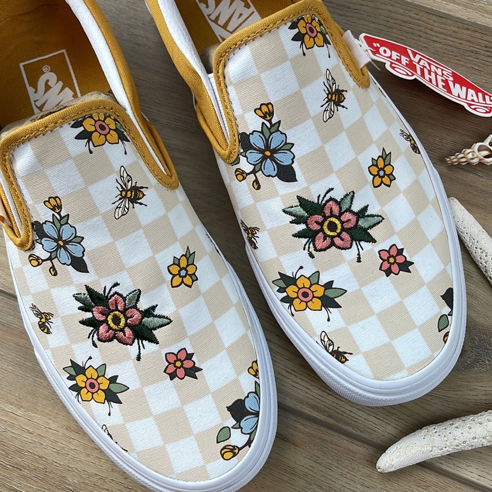 🌴🔆VANS- FLORAL EMBROIDERY SLIP ON’S MUSTERED YELLOW🔆🌴 - Picture 8 of 13